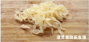 凉拌海蜇丝的制作方法