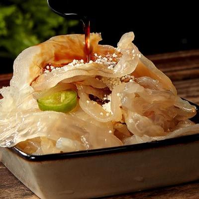 即食海蜇的多样吃法 从凉拌到入菜，解锁鲜美口感